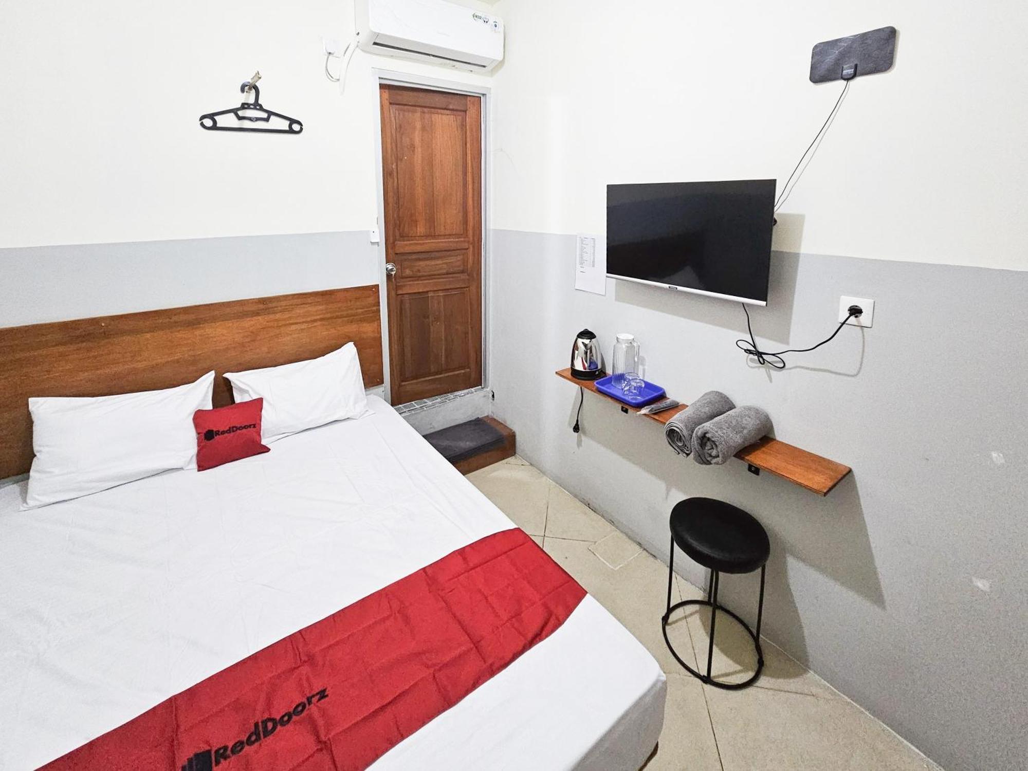 Reddoorz At Pucang Anom Timur Surabaya Exterior foto